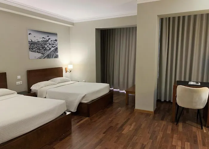 Hotel Puma Maia (Porto)